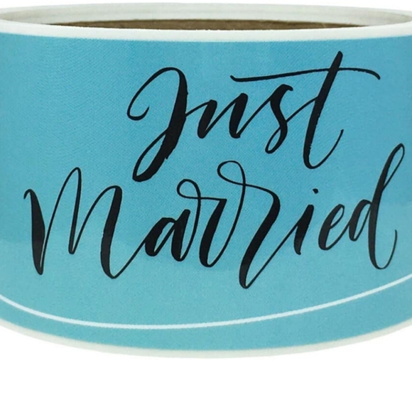 3 Rolls of Just Married Water Bottle Labels - Picture 3 of 3